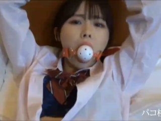 KTKL-127 あどけない顔して乳頭長めピンコ勃ちの卑猥な乳首でごめんちゃい。淫乱すぎて困っている小娘に媚薬で
